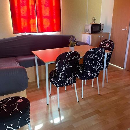 Mobil-Home Au Bord De L'Eau Feins Luaran gambar